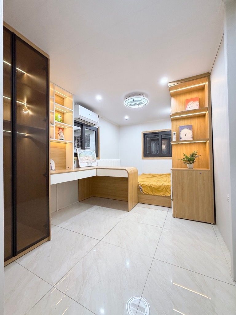 Bán nhà Ngõ Quỳnh - diện tích 14m2 3 tầng - Lô góc 2 mặt thoáng - giá 4,5 tỷ