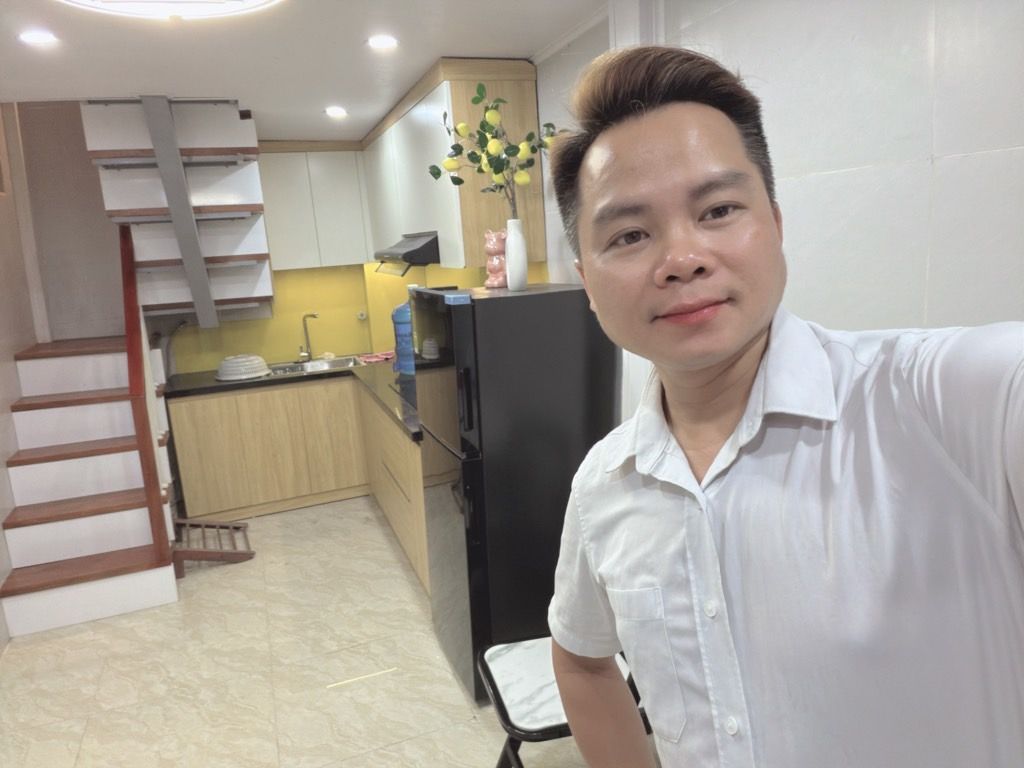 Bán nhà Ngõ Quỳnh - diện tích 14m2 3 tầng - Lô góc 2 mặt thoáng - giá 4,5 tỷ