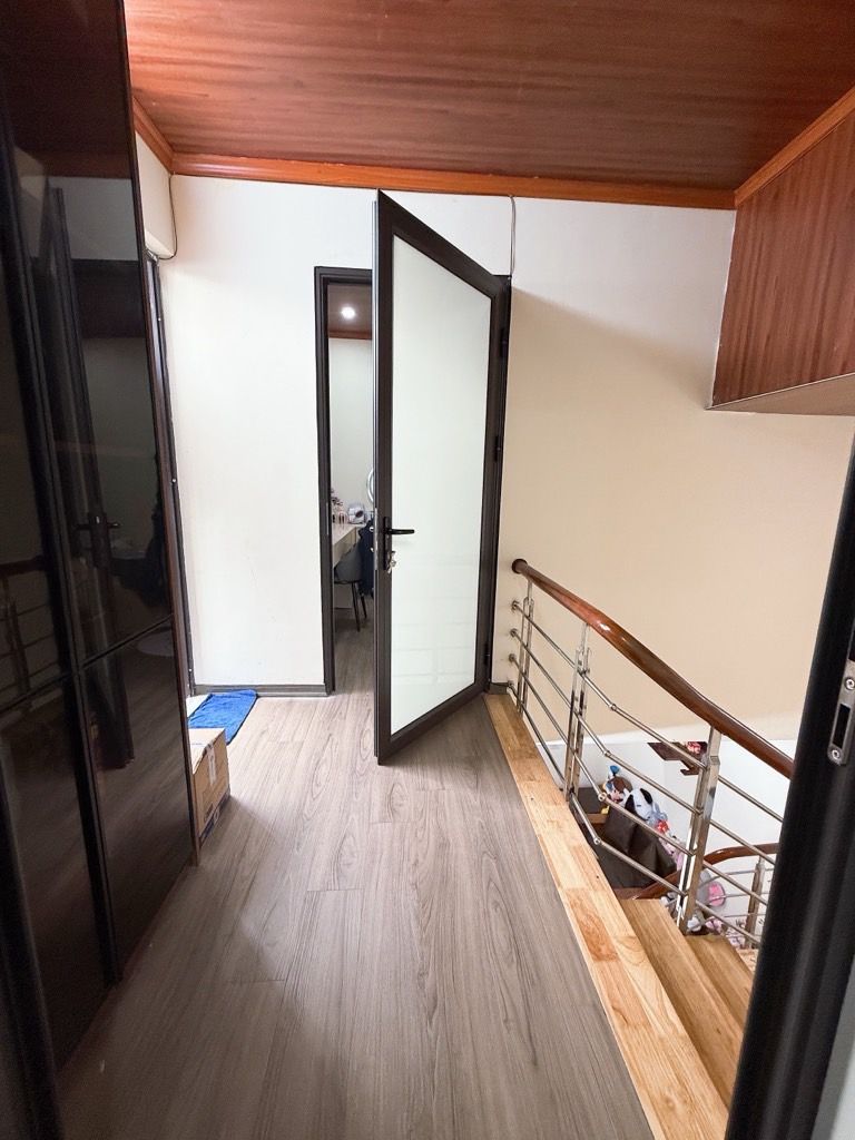 Bán nhà Ngõ Hạnh Phúc - diện tích 36m2 2 tầng - gần hồ Đền Lừ - giá 3,1 tỷ