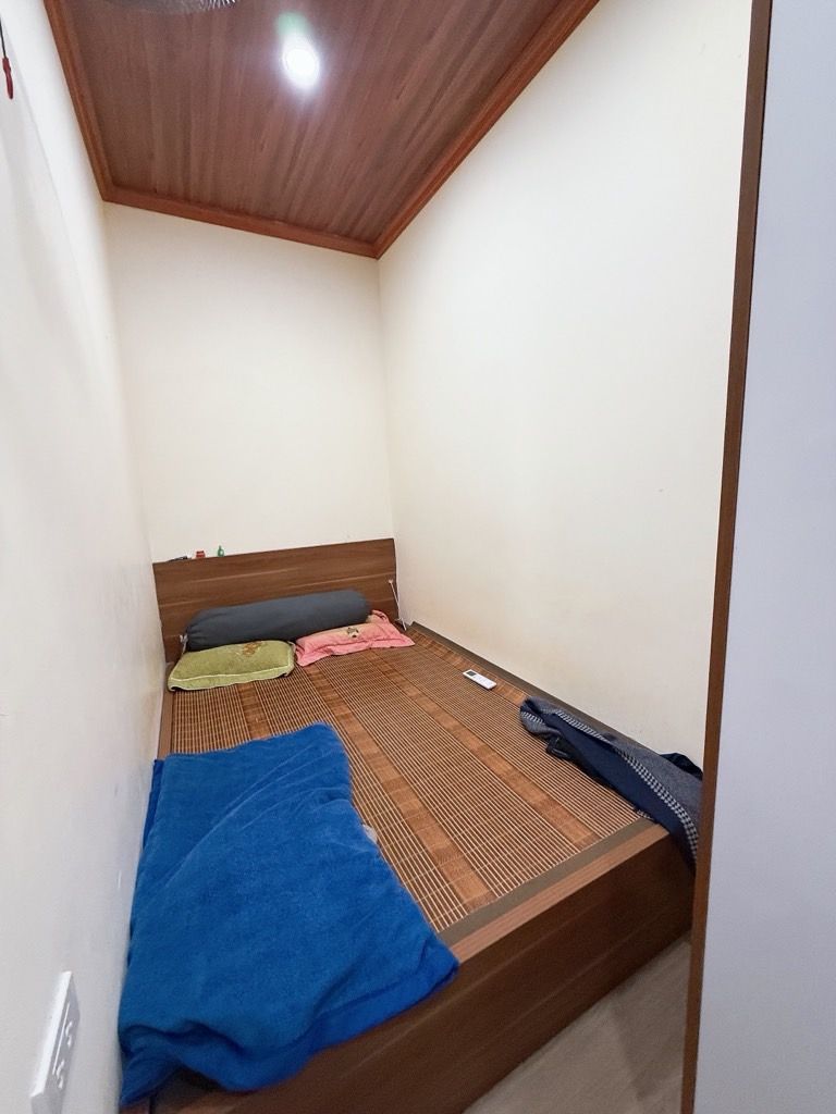 Bán nhà Ngõ Hạnh Phúc - diện tích 36m2 2 tầng - gần hồ Đền Lừ - giá 3,1 tỷ