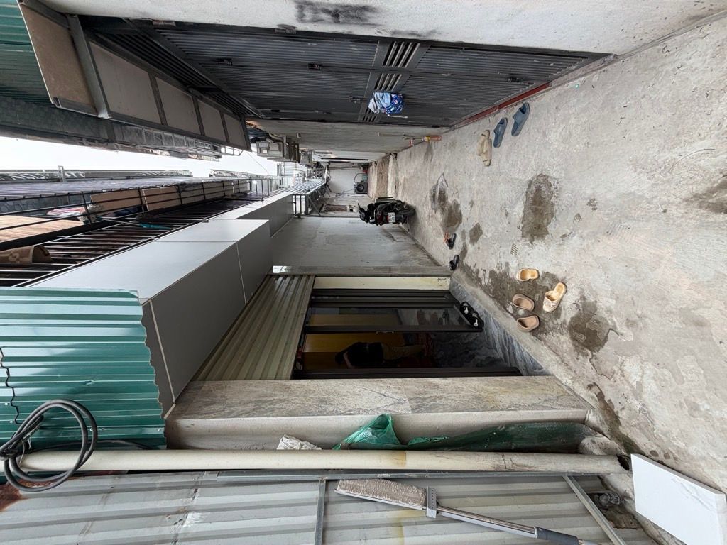 Bán nhà Ngõ Hạnh Phúc - diện tích 36m2 2 tầng - gần hồ Đền Lừ - giá 3,1 tỷ