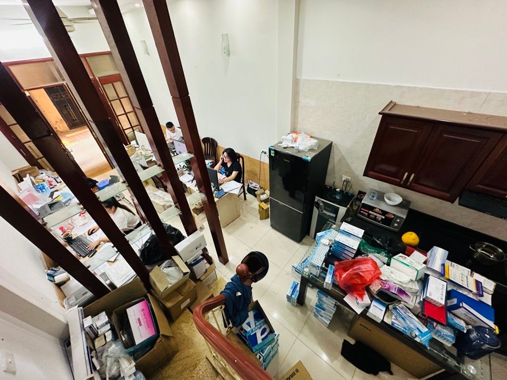 Bán nhà Phương Mai - diện tích 32,1m2 5 tầng - ô tô thông - giá 16,9 tỷ