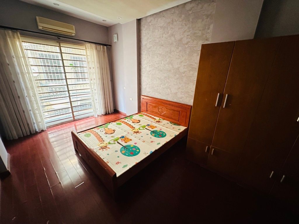 Bán nhà Phương Mai - diện tích 32,1m2 5 tầng - ô tô thông - giá 16,9 tỷ