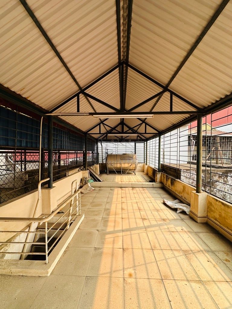 Bán nhà Phương Mai - diện tích 32,1m2 5 tầng - ô tô thông - giá 16,9 tỷ