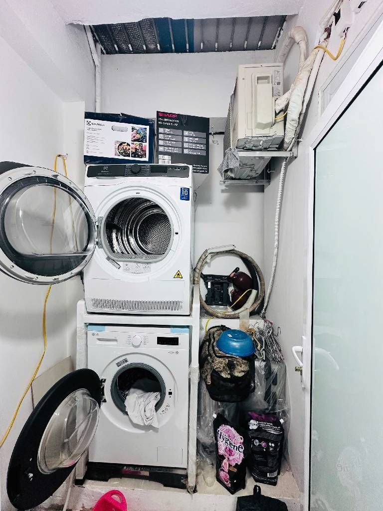 Bán nhà Hoàng Mai - diện tích 35m2 5 tầng - Ô TÔ ĐỖ CỬA QUA NHÀ - giá 1,65 tỷ