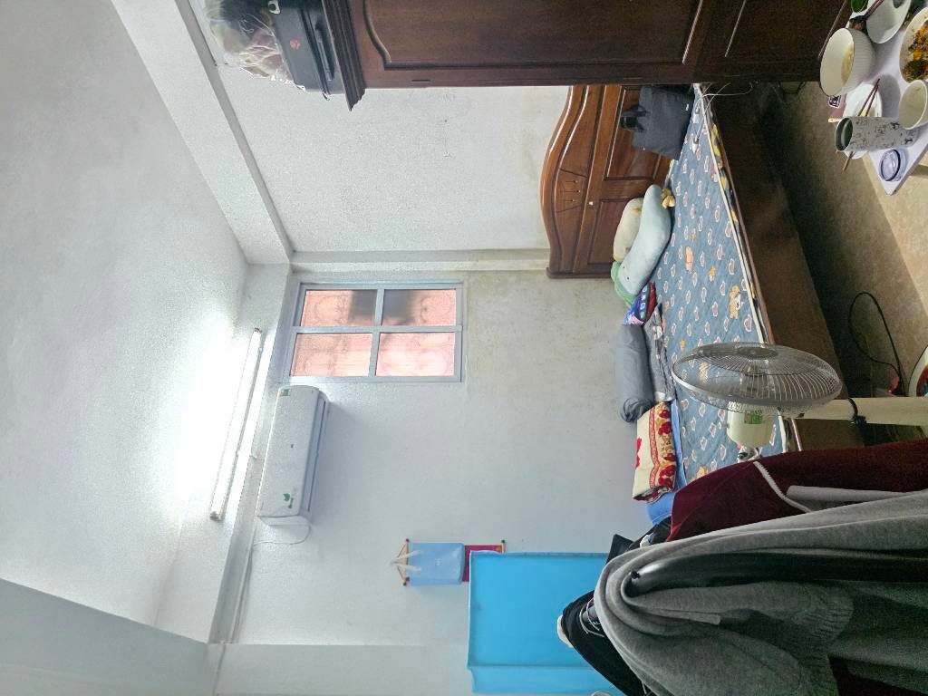 Bán nhà Vũ Hữu - diện tích 38.8m2 1 tầng - Ô tô tránh đỗ - giá 5,9 tỷ