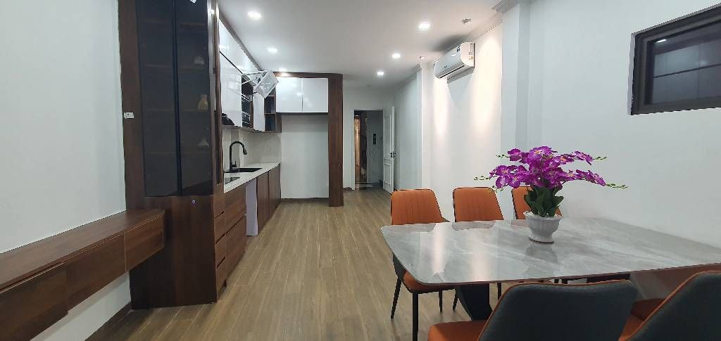 Bán nhà Tôn Đức Thắng - diện tích 45,6m2 6 tầng - SIÊU PHẨM BUILDING THANG MÁY - giá 18,5 tỷ