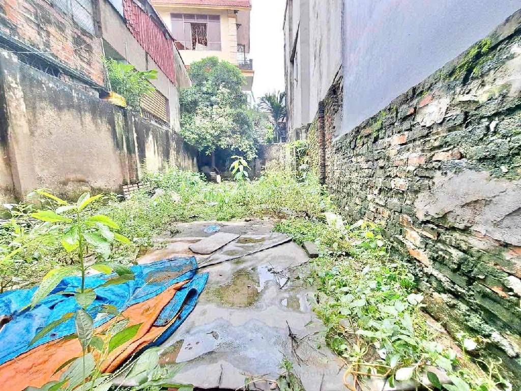 Bán nhà Trương Định - diện tích 81.8m2 1 tầng - Đất vàng xây ở - giá 20 tỷ