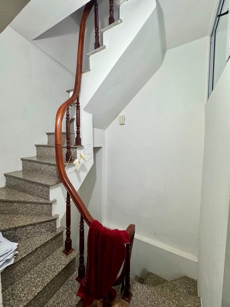 Bán nhà Khương Trung - diện tích 29m2 4 tầng - Nhà thiết kế cầu thang cuối - giá 5,95 tỷ