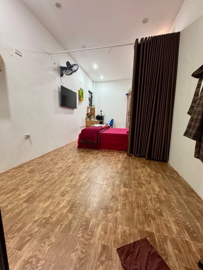 Bán nhà Khương Trung - diện tích 29m2 4 tầng - Nhà thiết kế cầu thang cuối - giá 5,95 tỷ