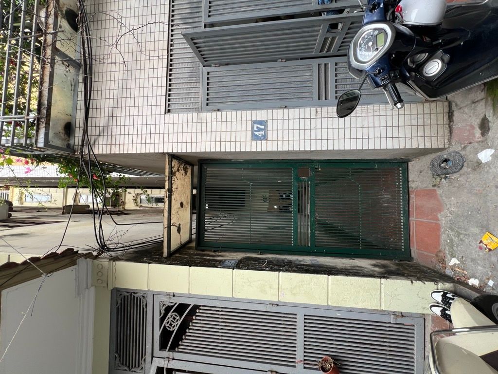 Bán nhà Khương Thượng - diện tích 28m2 5 tầng - ô tô cách 50m - giá 8,1 tỷ