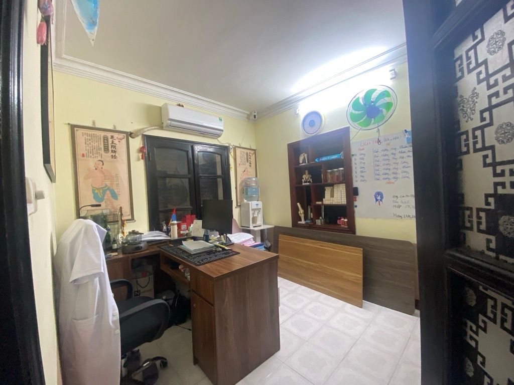 Bán nhà Thanh Nhàn - diện tích 37,3m2 1 tầng - ô tô đỗ cửa - giá 8,4 tỷ