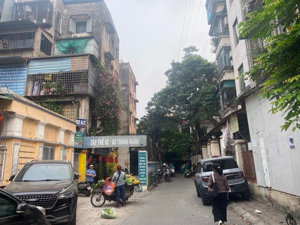 Bán nhà Thanh Nhàn - diện tích 37,3m2 1 tầng - ô tô đỗ cửa - giá 8,4 tỷ