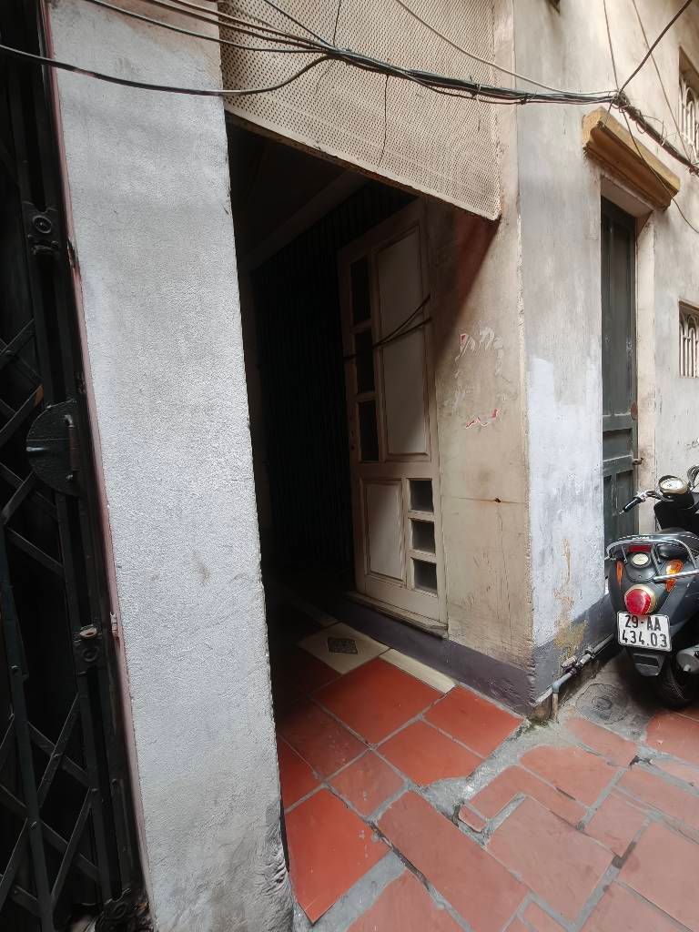 Bán nhà Bạch Mai - diện tích 48m2 4 tầng - gần trường đại học, bệnh viện - giá 6,2 tỷ