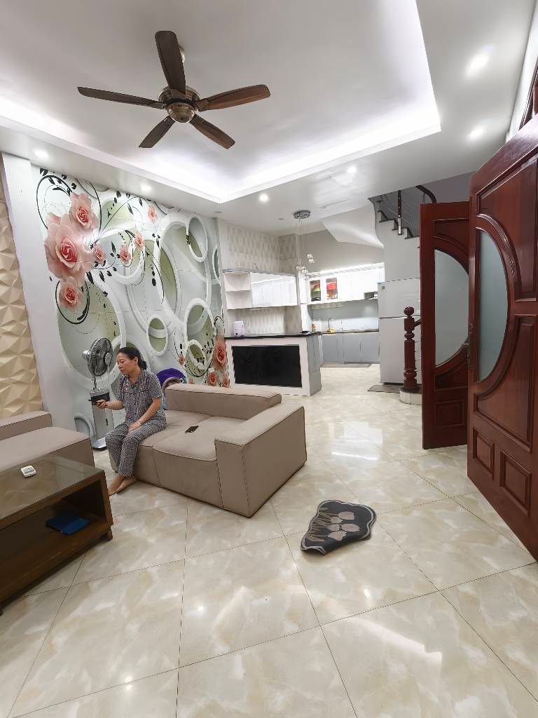 Bán nhà Bạch Mai - diện tích 48m2 4 tầng - gần trường đại học, bệnh viện - giá 6,2 tỷ