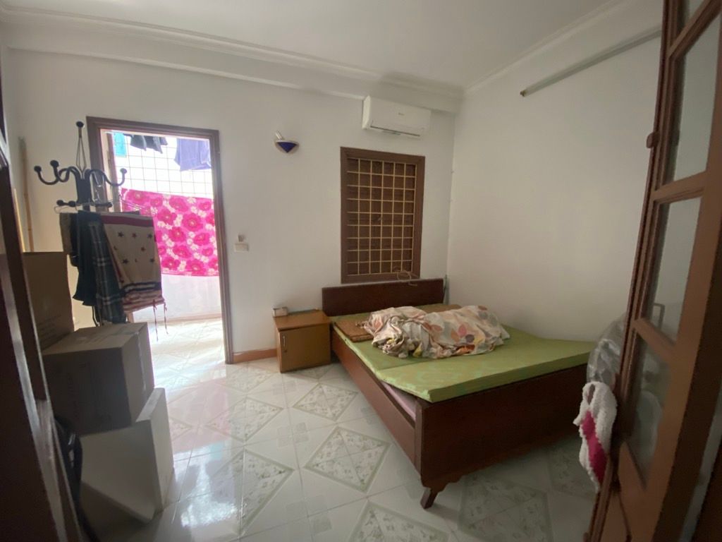 Bán nhà Nguyễn Quý Đức - diện tích 33.7m2 3 tầng - Nhà đẹp ngõ nông ae chiến mạnh - giá 9 tỷ