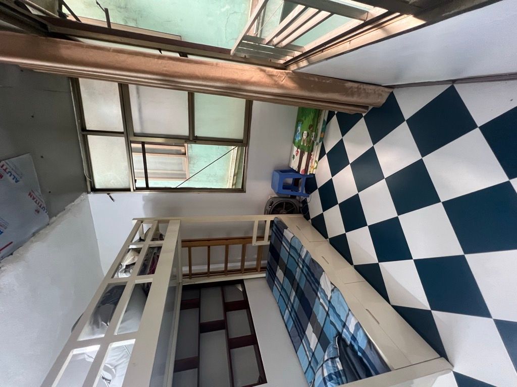 Bán nhà Minh Khai - diện tích 55m2 3 tầng - Căn góc 3 thoáng - giá 2,95 tỷ