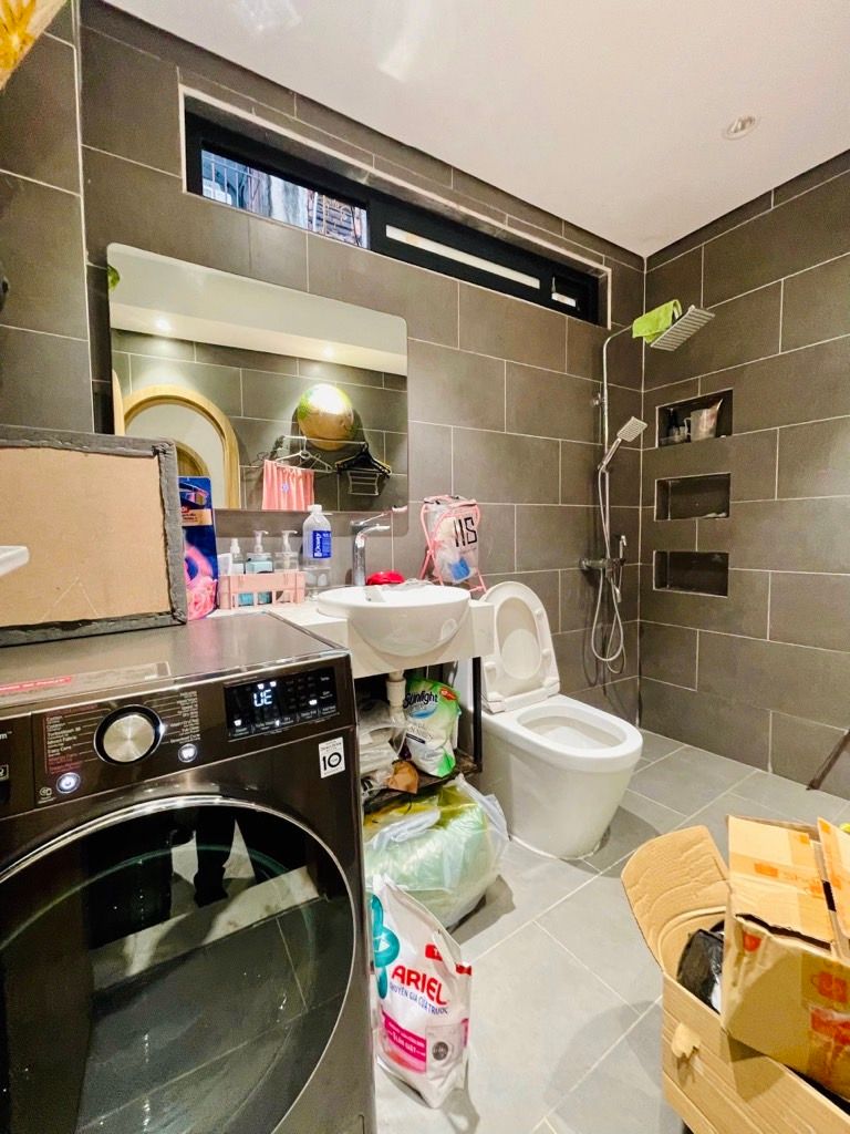 Bán nhà Vũ Thạnh - diện tích 25m2 5 tầng - ô tô đỗ cửa - giá 7,9 tỷ