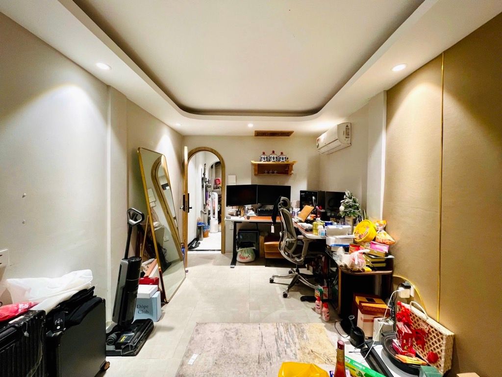 Bán nhà Vũ Thạnh - diện tích 25m2 5 tầng - ô tô đỗ cửa - giá 7,9 tỷ