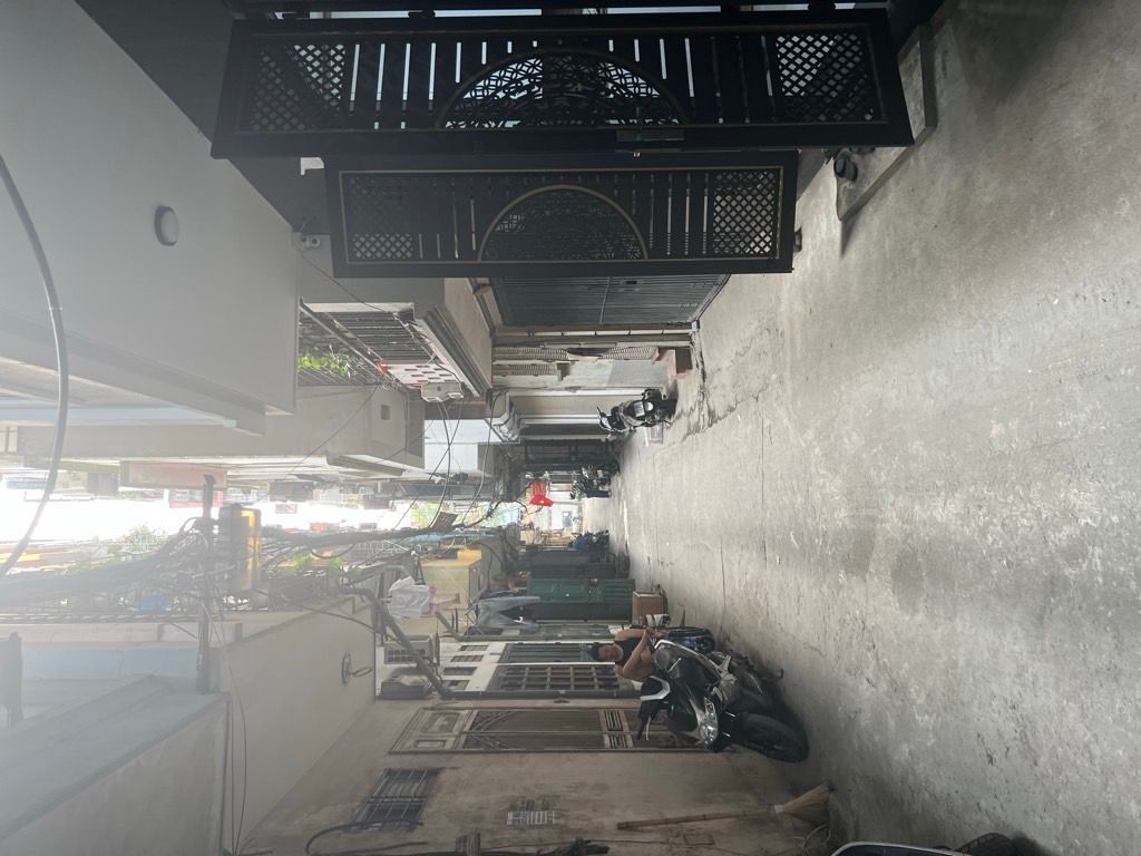 Bán nhà Đặng Xuân Bảng - diện tích 32m2 4 tầng - ô tô chạy quanh nhà - giá 12 tỷ