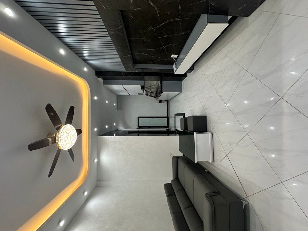 Bán nhà Khương Đình - diện tích 32m2 6 tầng - Lô góc, thang máy - giá 8,9 tỷ