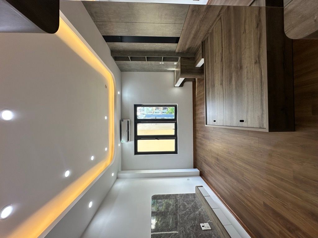 Bán nhà Khương Đình - diện tích 32m2 6 tầng - Lô góc, thang máy - giá 8,9 tỷ