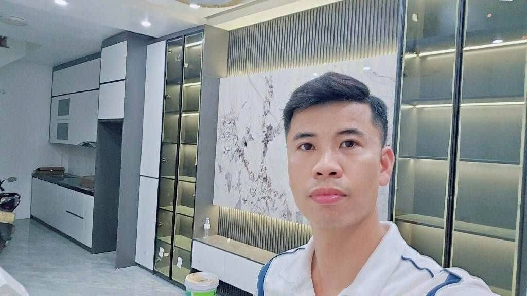 Bán nhà Thịnh Liệt - diện tích 37m2 5 tầng - ô tô đỗ cửa - giá 9,9 tỷ