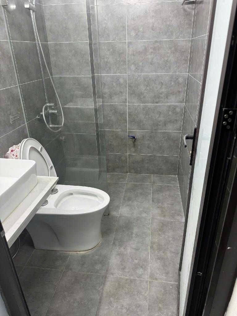 Bán nhà Thịnh Liệt - diện tích 37m2 5 tầng - ô tô đỗ cửa - giá 9,9 tỷ