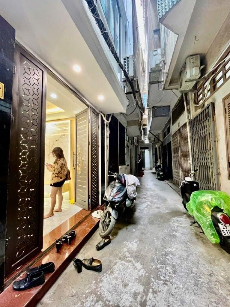 Bán nhà Tôn Thất Tùng - diện tích 26m2 4 tầng - Nhà cực đẹp - giá 8,9 tỷ