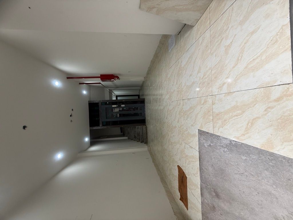 Bán nhà Trương Định - diện tích 49m2 5 tầng - Ô tô - giá 13,58 tỷ