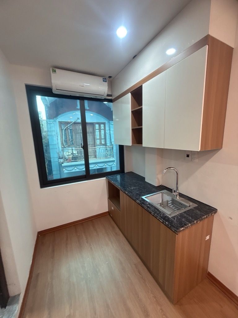 Bán nhà Trương Định - diện tích 49m2 5 tầng - Ô tô - giá 13,58 tỷ