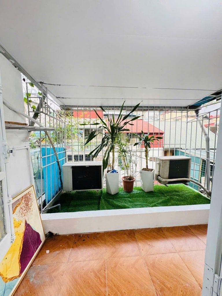 Bán nhà Tập Thể C9 Khương Thượng - diện tích 70m2 1 tầng - Lô góc thoáng sáng - giá 3,75 tỷ