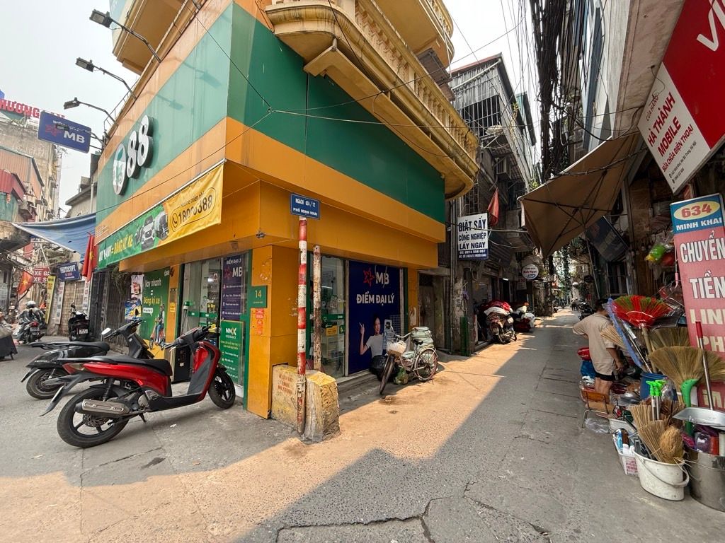 Bán nhà Minh Khai - diện tích 32m2 5 tầng - Nhà đẹp ở ngay - giá 8,3 tỷ