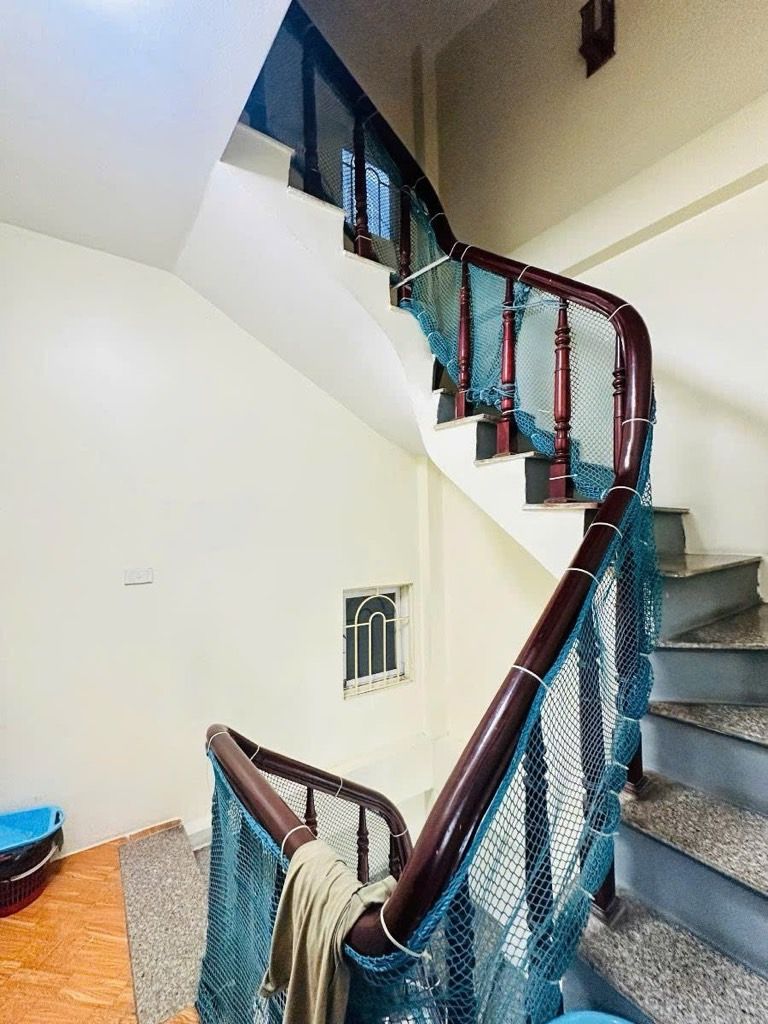 Bán nhà Minh Khai - diện tích 32m2 5 tầng - Nhà đẹp ở ngay - giá 8,3 tỷ