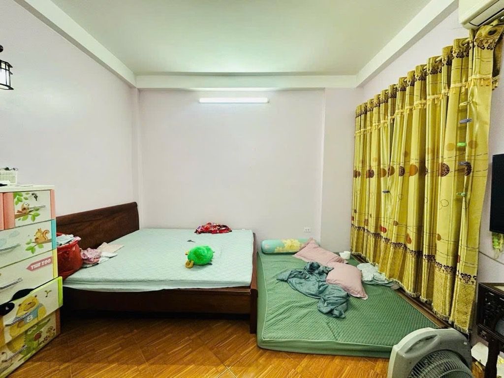 Bán nhà Minh Khai - diện tích 32m2 5 tầng - Nhà đẹp ở ngay - giá 8,3 tỷ