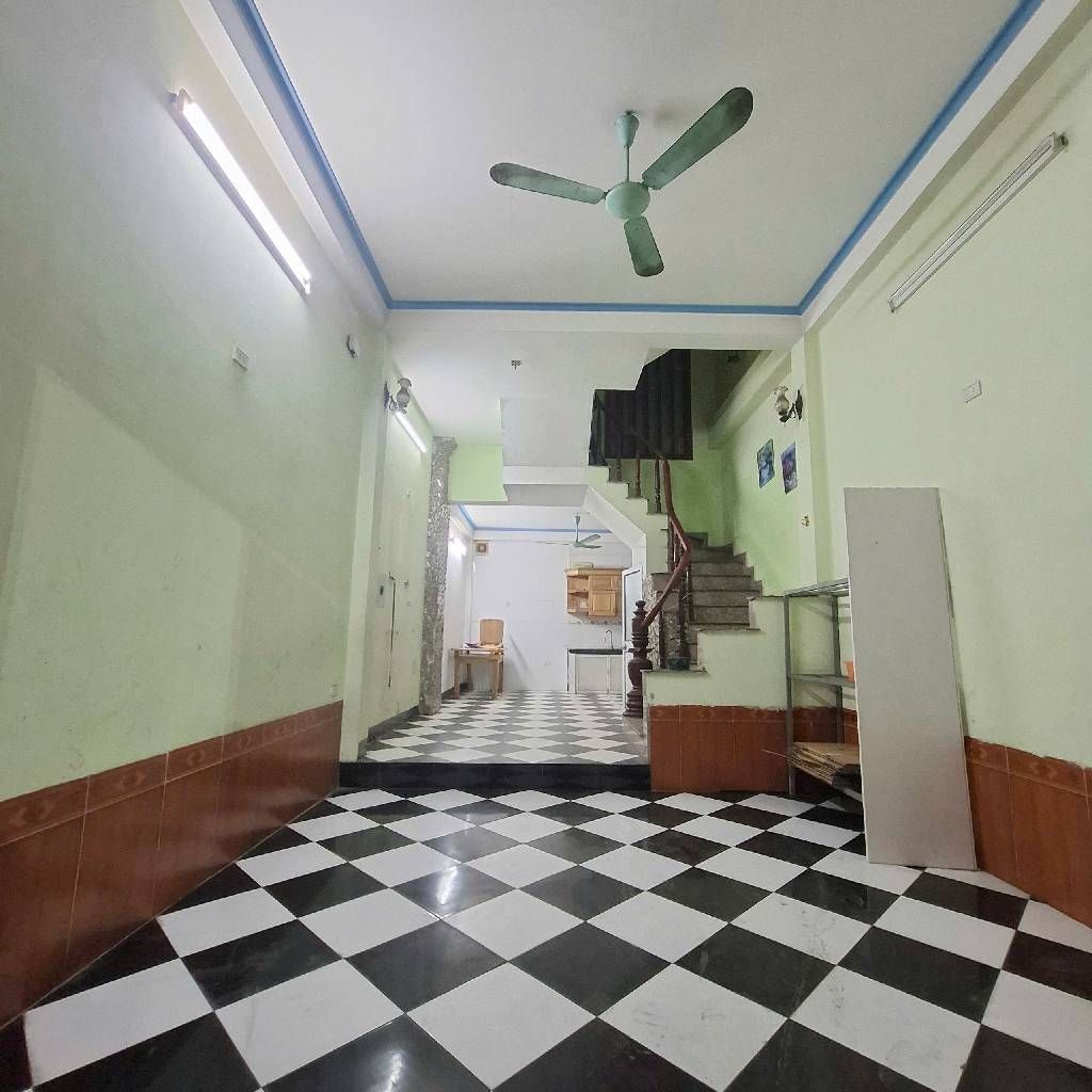 Bán nhà Nam Dư - diện tích 43.6m2 5 tầng - Mặt ngõ thông ô tô tránh - giá 12,2 tỷ