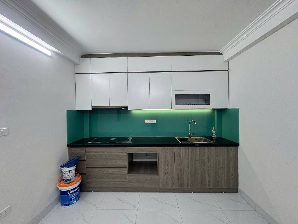 Bán nhà Khương Hạ - diện tích 33,5m2 5 tầng - Ô TÔ QUA CỬA - giá 8,5 tỷ