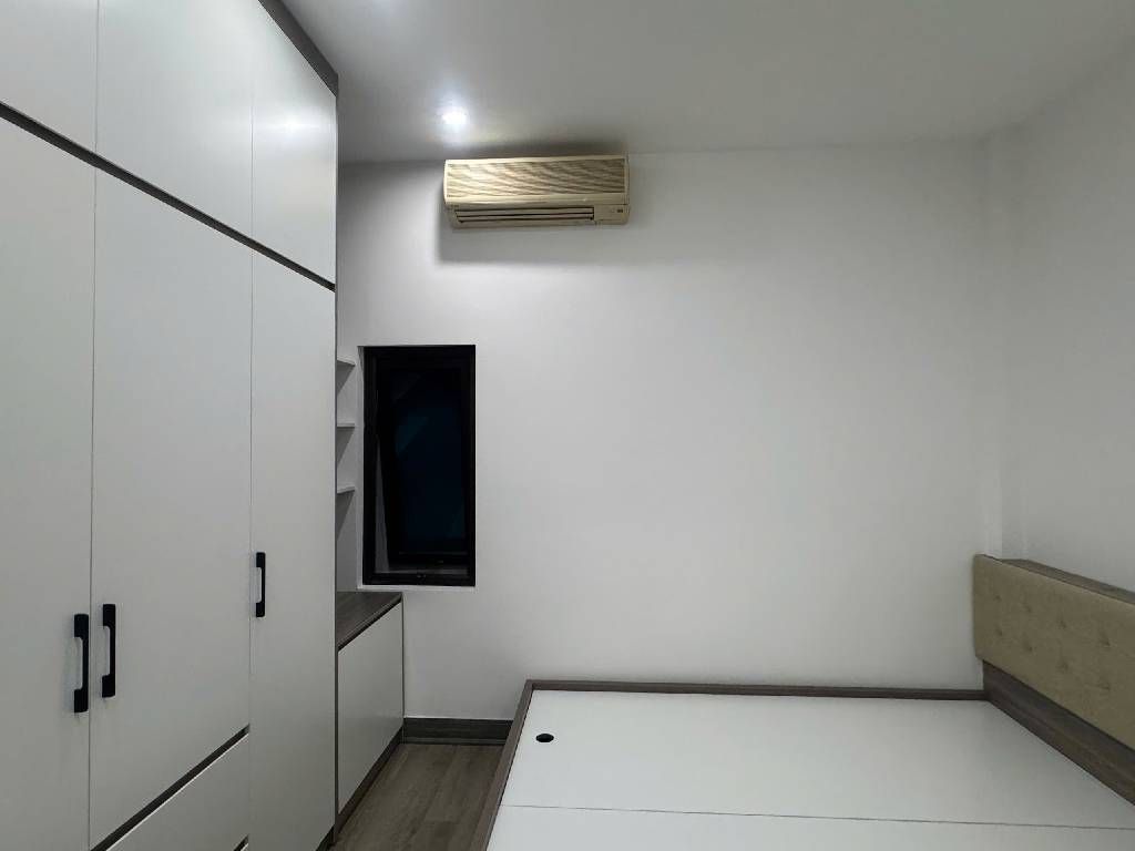 Bán nhà Khương Hạ - diện tích 33,5m2 5 tầng - Ô TÔ QUA CỬA - giá 8,5 tỷ