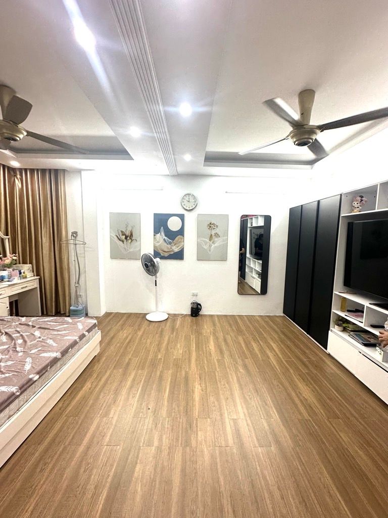 Bán nhà Thịnh Hào 1 - diện tích 40m2 5 tầng - THANG MÁY - giá 20,3 tỷ