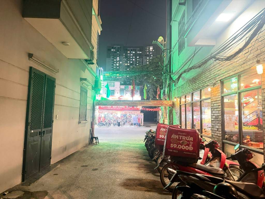 Bán nhà Nguyễn Tuân - diện tích 66m2 4 tầng - PHÂN LÔ Ô TÔ - giá 23 tỷ