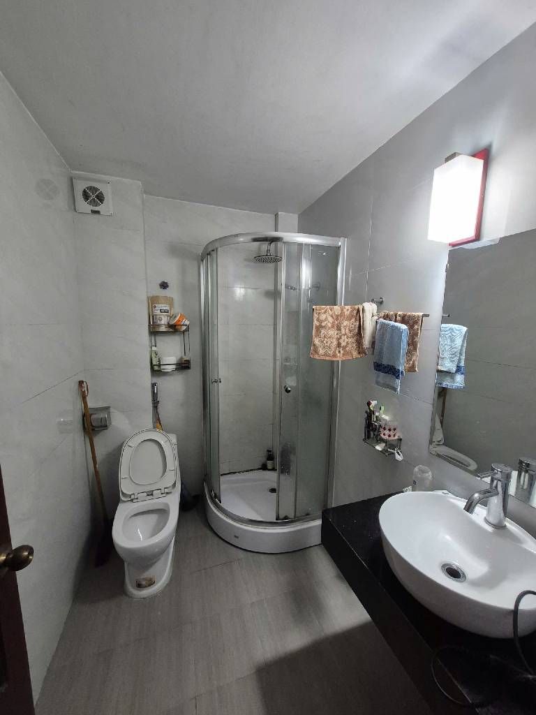 Bán nhà Nguyễn Tuân - diện tích 66m2 4 tầng - PHÂN LÔ Ô TÔ - giá 23 tỷ