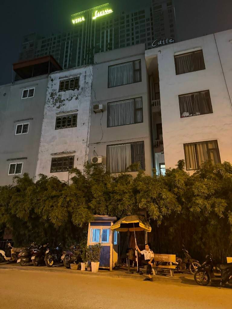 Bán nhà Nguyễn Tuân - diện tích 66m2 4 tầng - PHÂN LÔ Ô TÔ - giá 23 tỷ