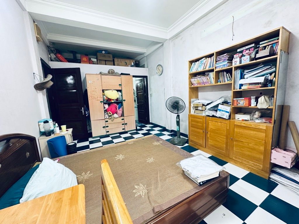 Bán nhà Láng Hạ - diện tích 38.4m2 5 tầng - Mặt tiền rộng - giá 11,5 tỷ