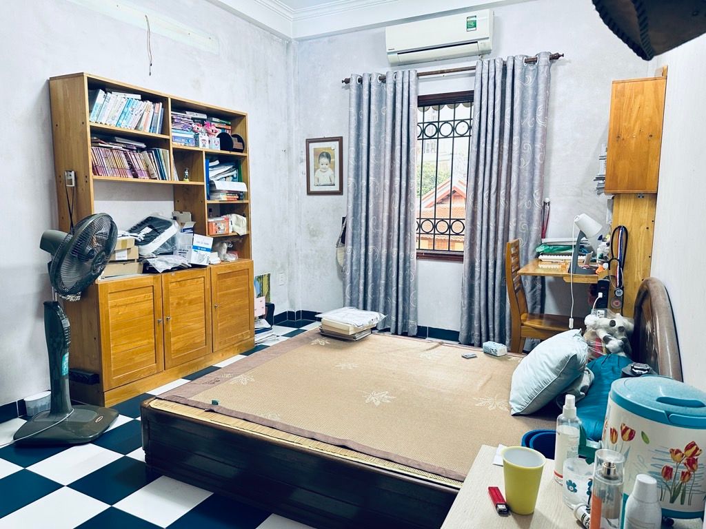 Bán nhà Láng Hạ - diện tích 38.4m2 5 tầng - Mặt tiền rộng - giá 11,5 tỷ