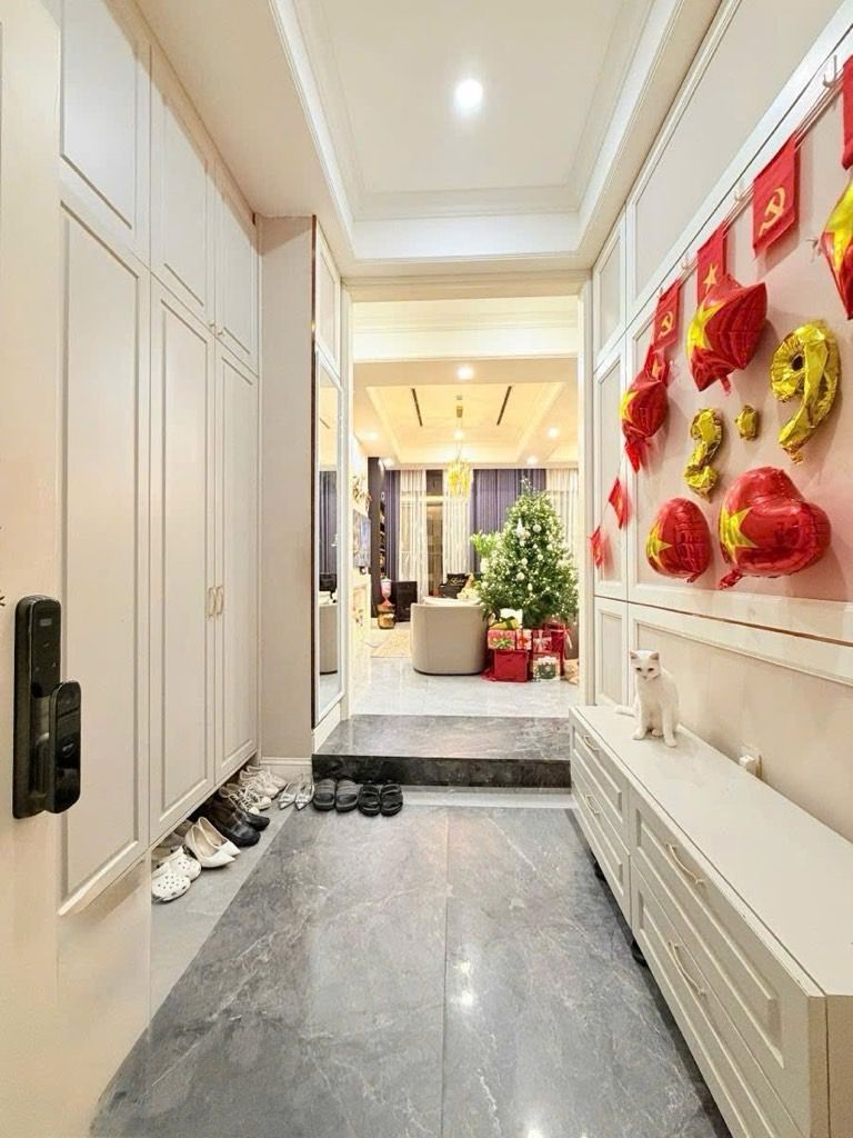 Bán nhà DƯƠNG VĂN BÉ - diện tích 50m2 4 tầng - Cực hiếm - giá 12,8 tỷ