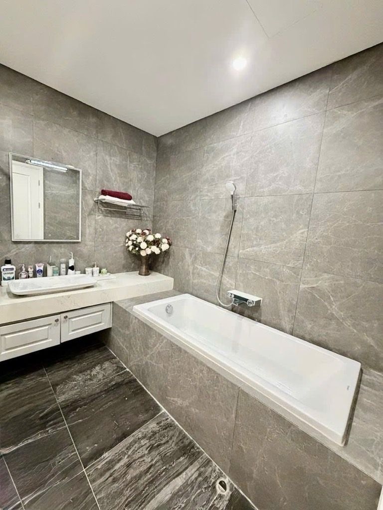 Bán nhà DƯƠNG VĂN BÉ - diện tích 50m2 4 tầng - Cực hiếm - giá 12,8 tỷ