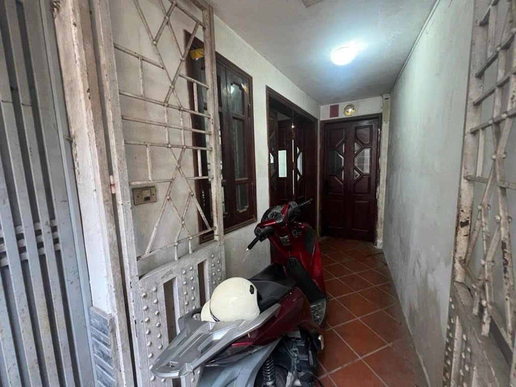 Bán nhà Hương Viên - diện tích 33.1m2 4 tầng - 2 mặt thoáng vĩnh viễn - giá 13 tỷ