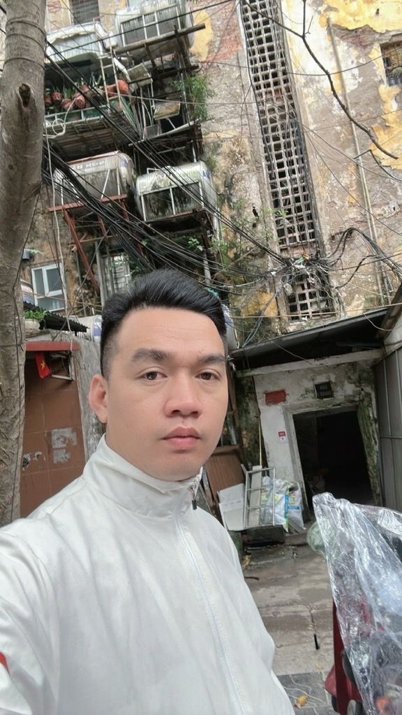 Bán nhà Nguyễn Công Trứ - diện tích 55m2 3 tầng - Nhà mới full nội thất - giá 3,9 tỷ