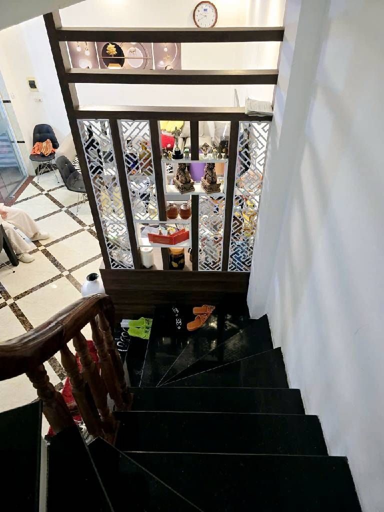 Bán nhà Hoàng Mai - diện tích 30m2 5 tầng - Nhà mới đẹp - giá 8,6 tỷ