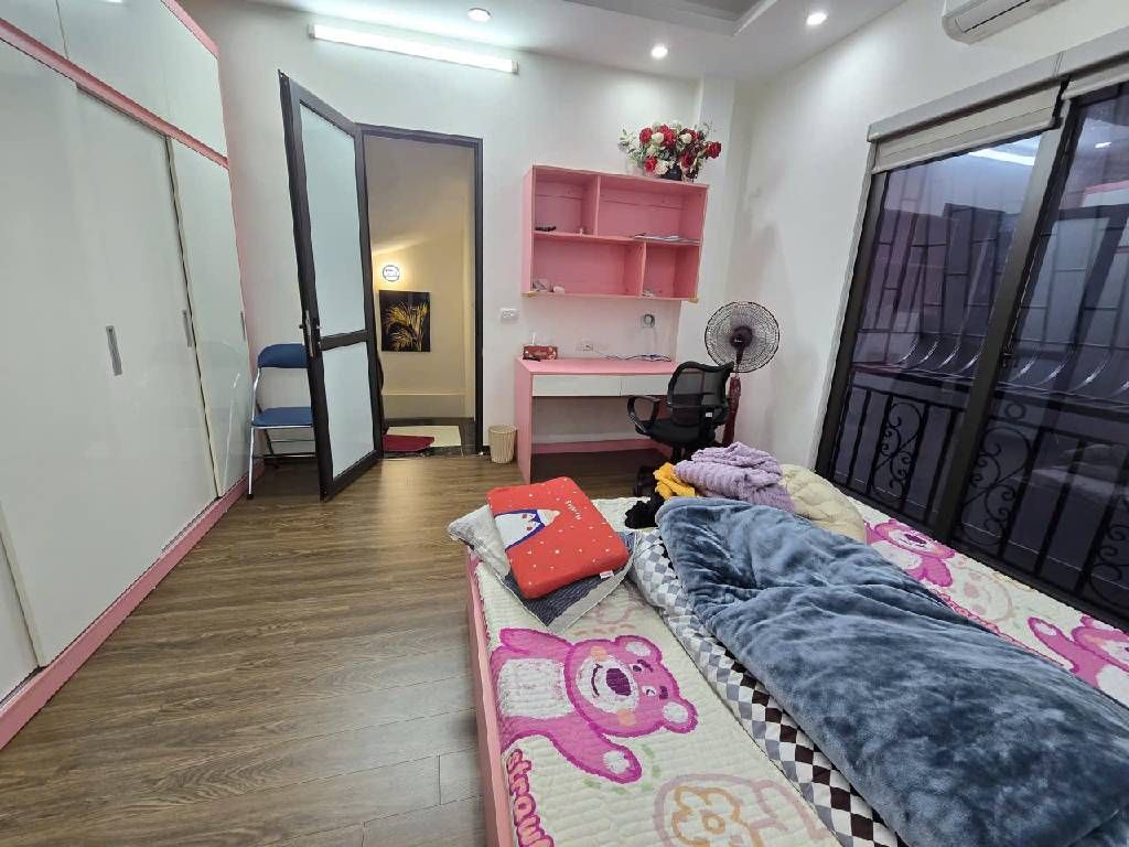 Bán nhà Hoàng Mai - diện tích 30m2 5 tầng - Nhà mới đẹp - giá 8,6 tỷ